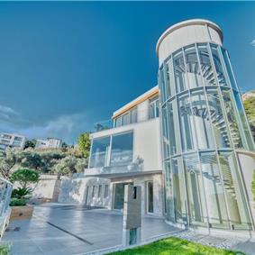 6 bedroom villa with pool and roof terrace, Sveti Stefan, sleeps 12